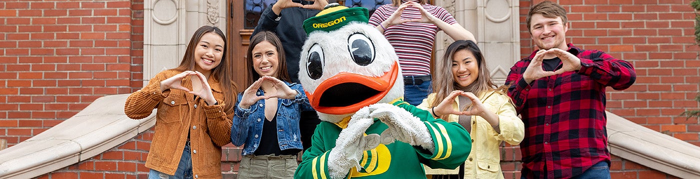 uo students with the oregon duck