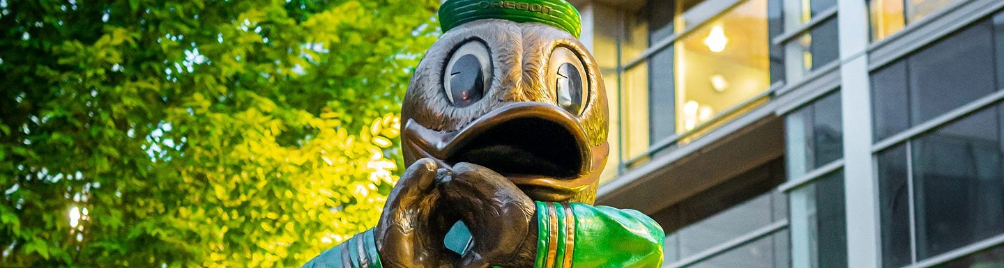photo of the head and arms of the Oregon Duck statue