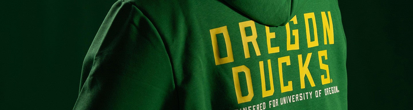 Back of hoodie that says "Oregon Ducks"